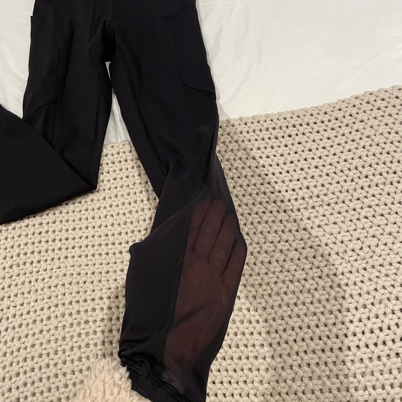 Lululemon Mesh Leggings - 28’ - Picture 2 of 4